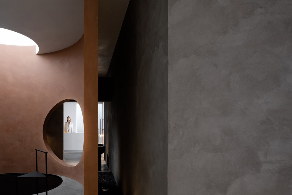 fusion danilo paint showroom china by jingu phoenix space planning organization