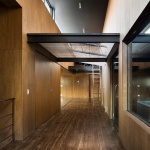 House with black ceiling by Toru Kashihara Architects