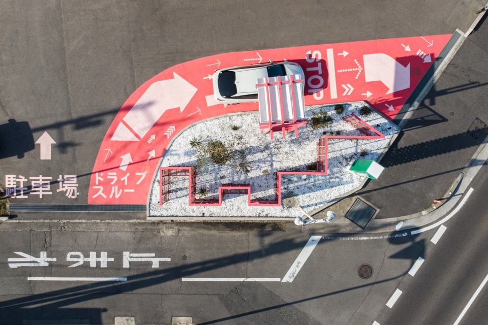 vehicle assessment drive thru by studio move