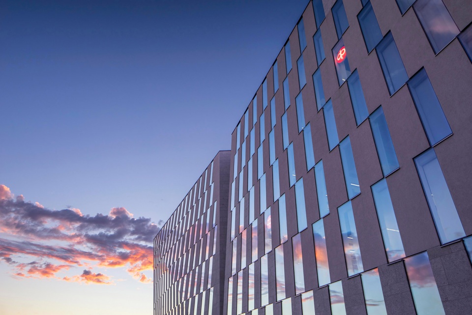 op financial group headquarters by jkmm architects