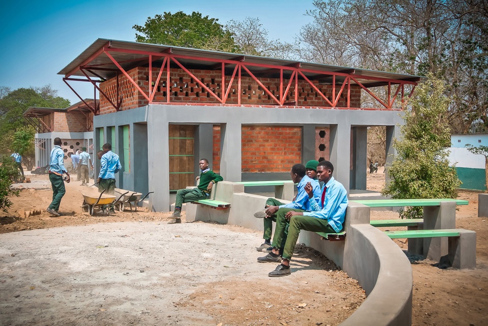 evergreen school by caukin studio
