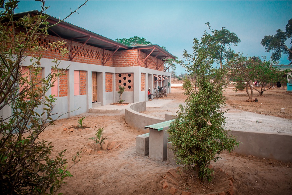 evergreen school by caukin studio