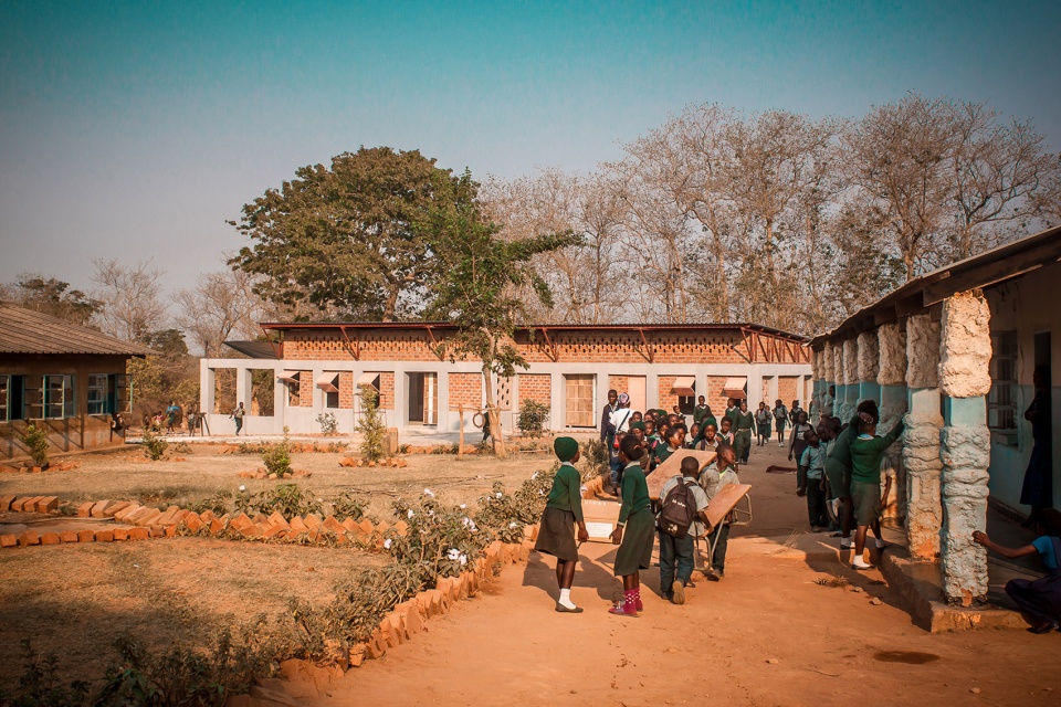 evergreen school by caukin studio