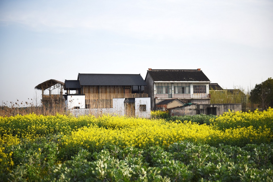 reconstruction of a farmhouse in xibang village china by china architecture design research group