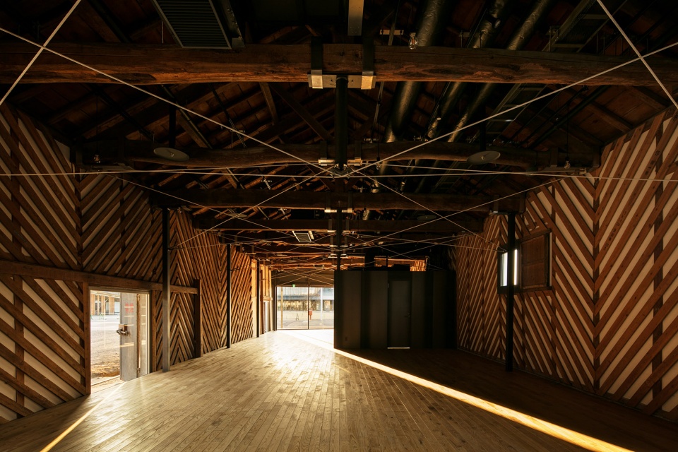 tomioka warehouse kengo kuma and associates