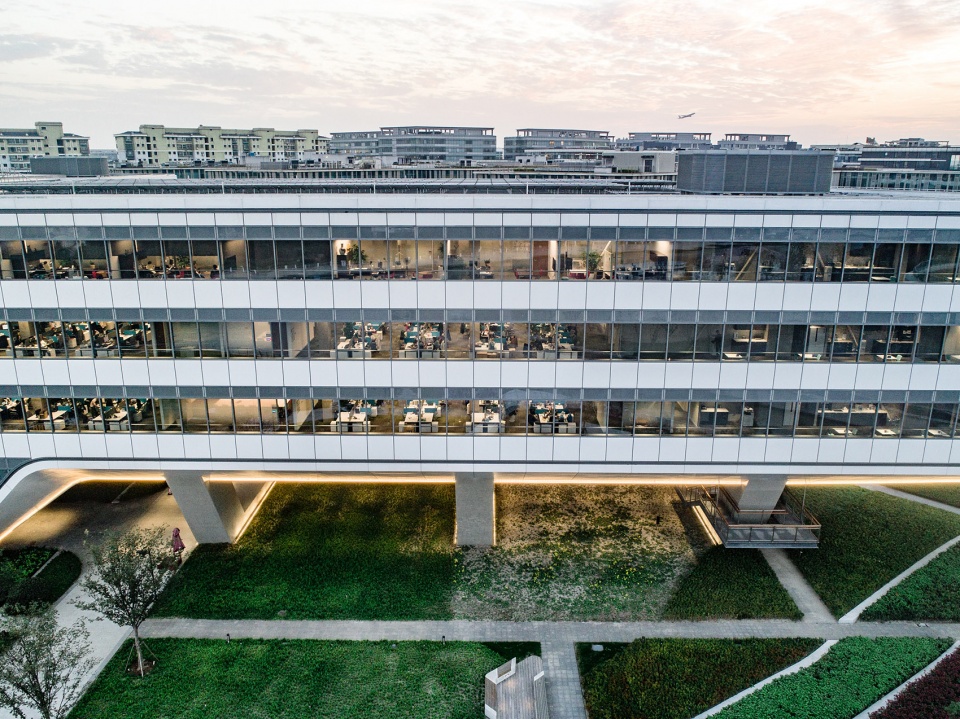 johnson controls asia pacific headquarters shanghai china by gensler