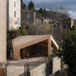 校园操场上的凉棚，法国 / Orma architettura