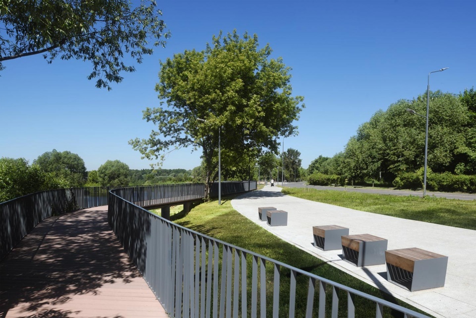 New embankment in Zhukovsky by Basis architectural bureau