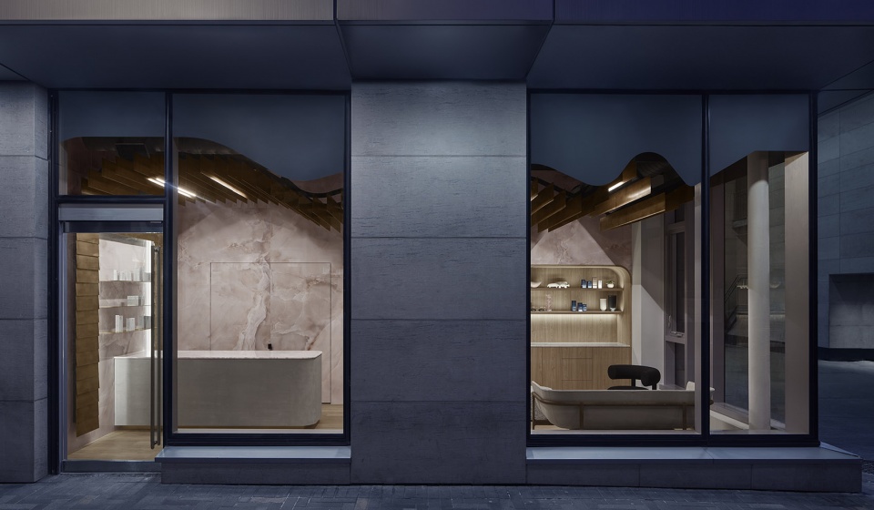 Rejuuv clinic Toronto by Reflect Architecture