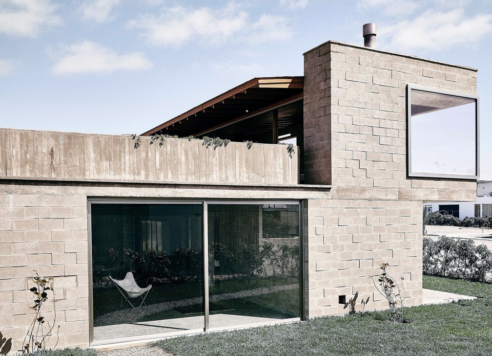 Textile House Peru by Ghezzi Novak