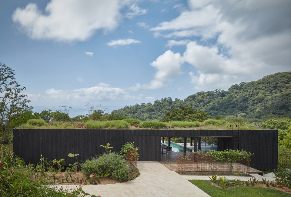 atelier villa by formafatal