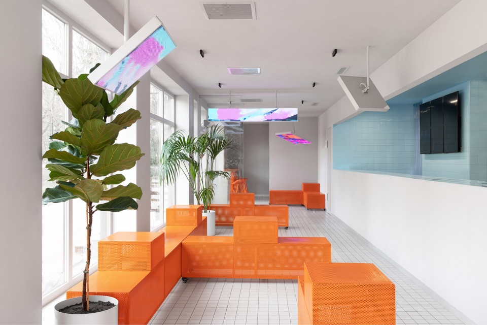 and y cafe by eduard eremchuk