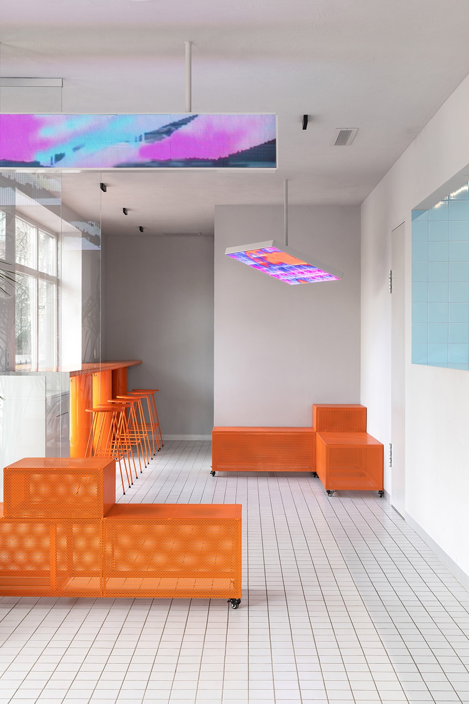 and y cafe by eduard eremchuk