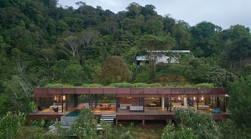 atelier villa by formafatal
