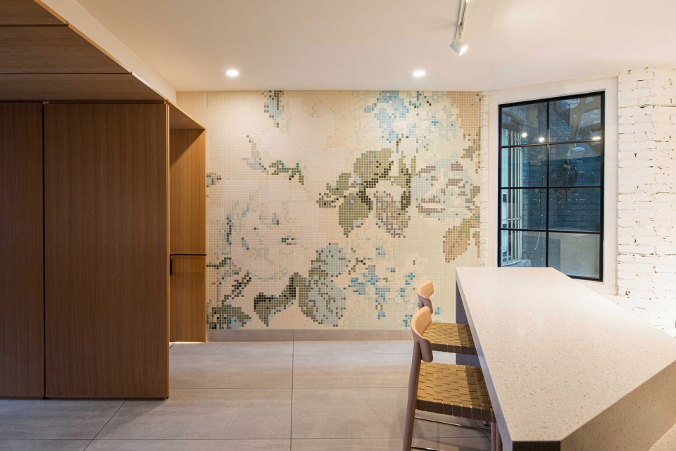 Ten Restaurant Toronto by lloydlondon architects