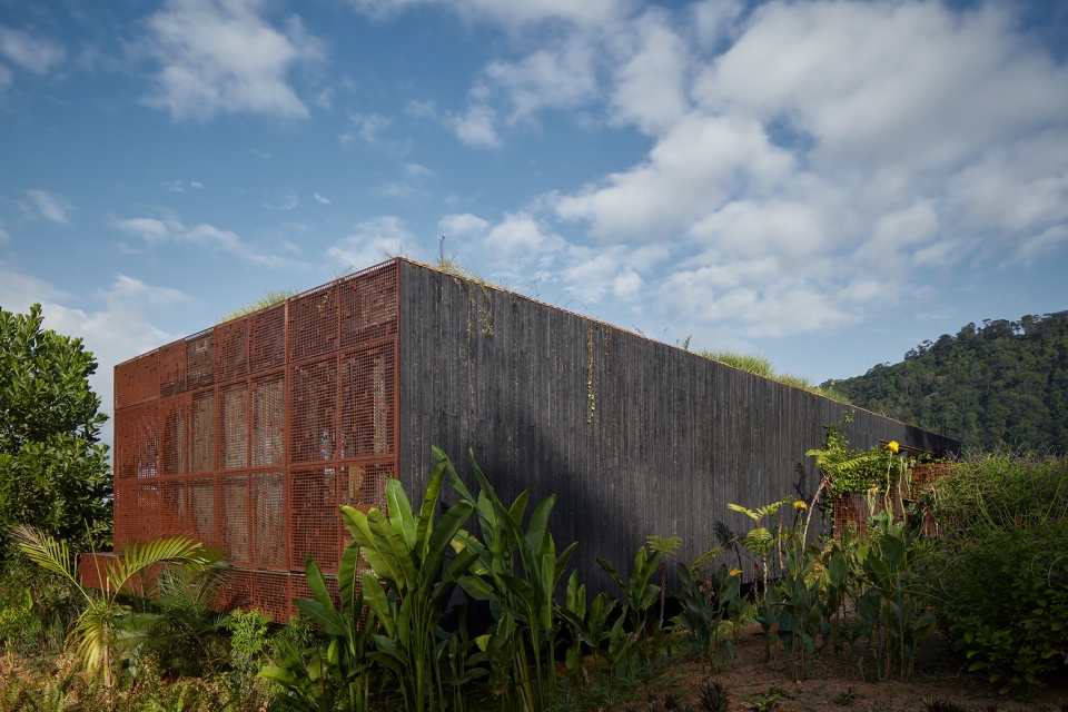 atelier villa by formafatal