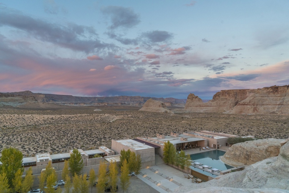 amangiri by wendell burnette architects luxury frontiers 960x640