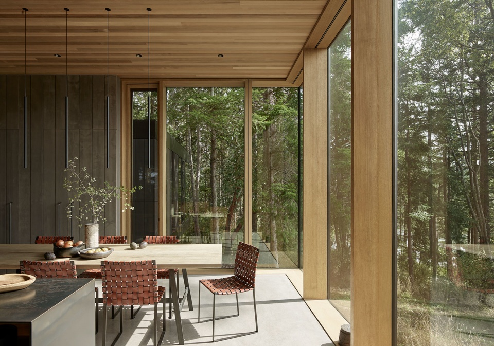 whidbey farm house by mwworks