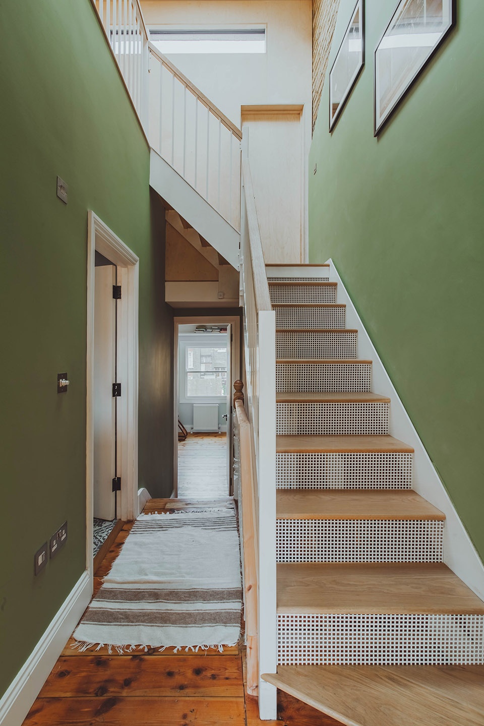 hackney nest by studio 8fold