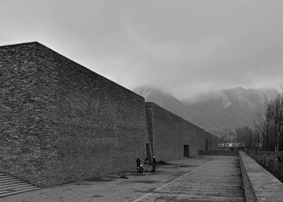 gesar squar yushu tibetan autonomous prefecture china by zhou kai hhdesign