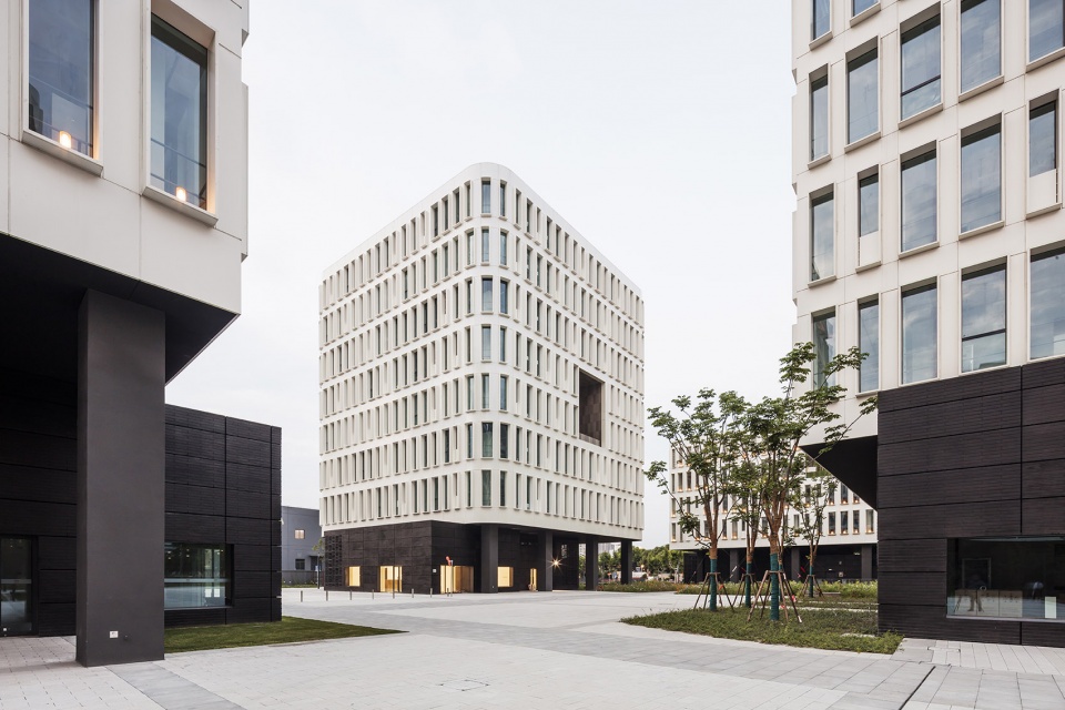 huaxin tiandi campus Ferrier Marchetti Studio