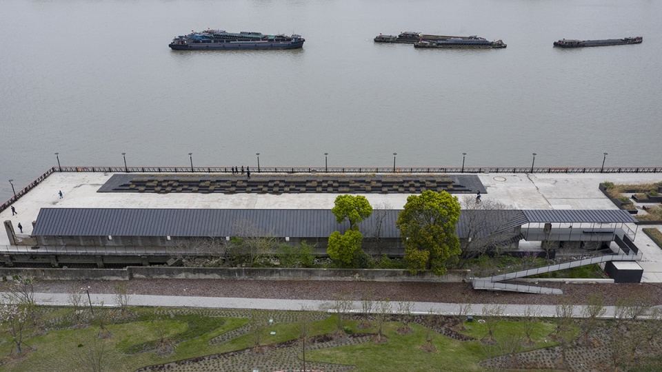 riverside passage yang pu riverfront urban space renovation china by atelier deshaus