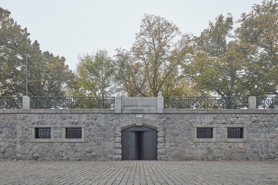 revitalization of prague riverfront area by petrjandabrainwork
