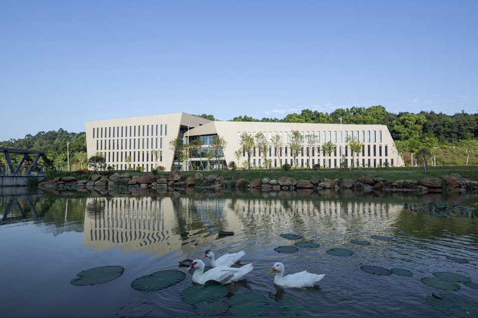 NetEase Guangzhou Headquarters Atelier Y