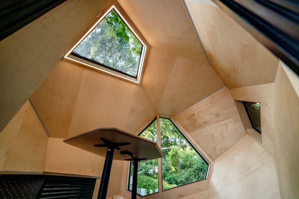 Home office workstation Hungary by Hello Wood