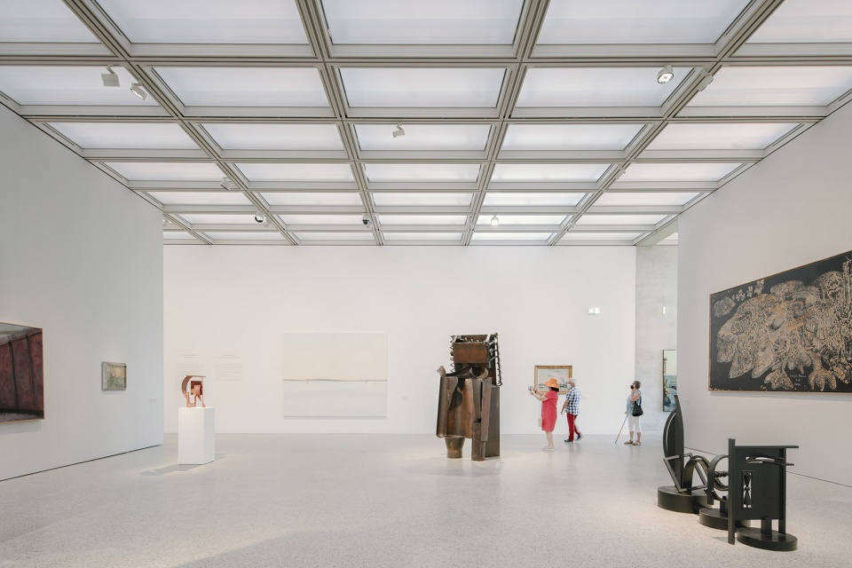 the carmen wurth forum by david chipperfield architects