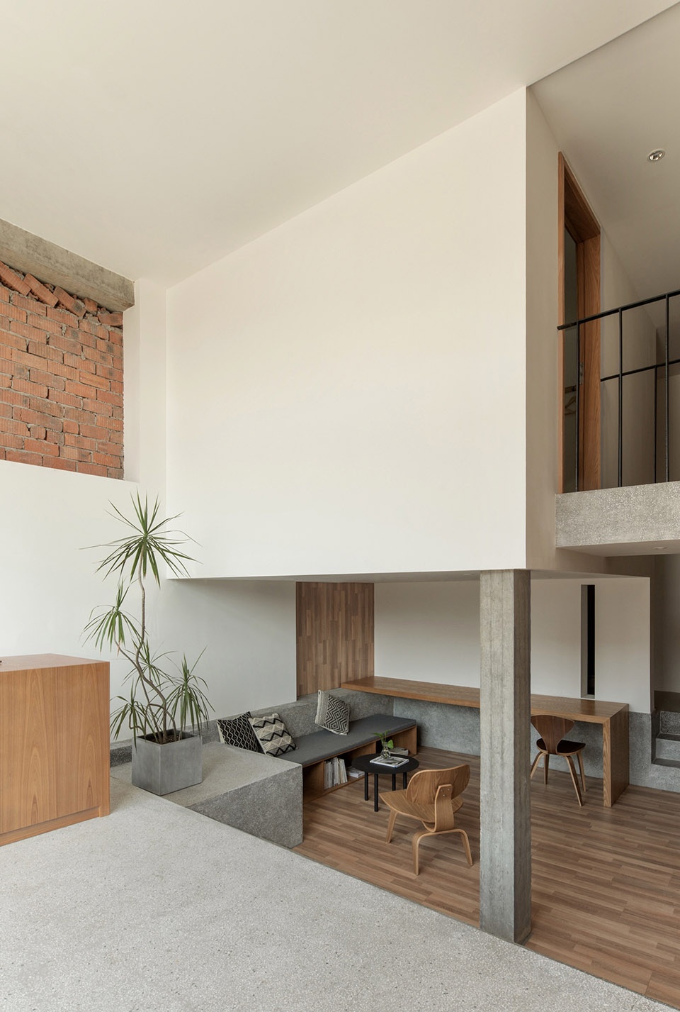 Lake House Home stay Huaian by MOU Architecture Studio