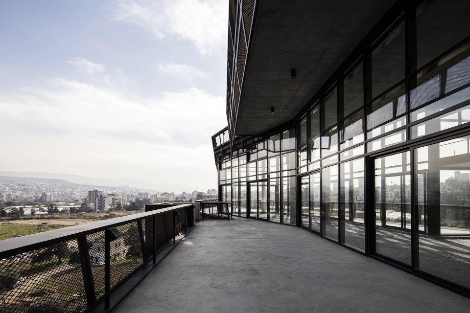 Plot 1282 residential building Lebanon by Bernard Khoury DW5