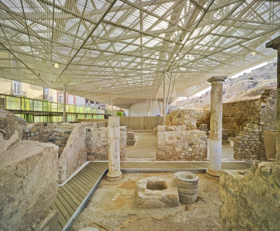Deck over a roman site in Cartagena Spain by Amann Canovas Maruri