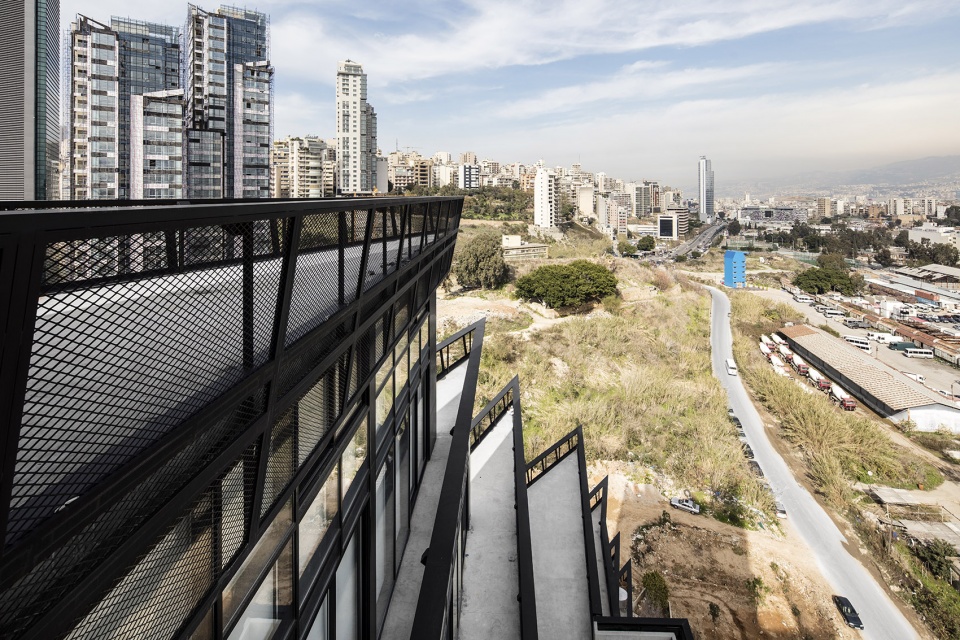 Plot 1282 residential building Lebanon by Bernard Khoury DW5