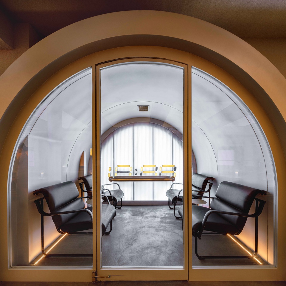 559 brunch bar chengdu china by iz design studio