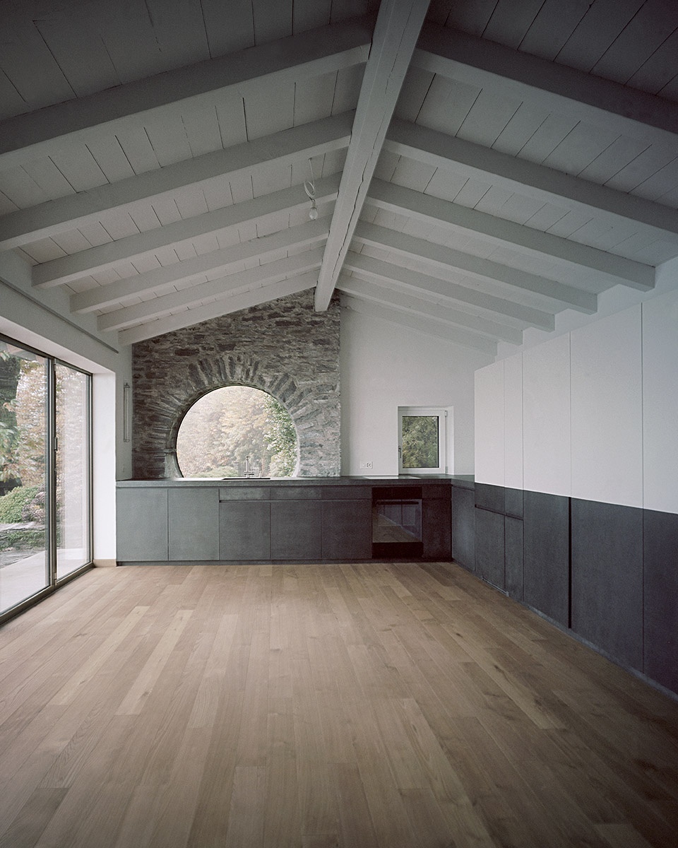 Calascino House Switzerland by studio inebi