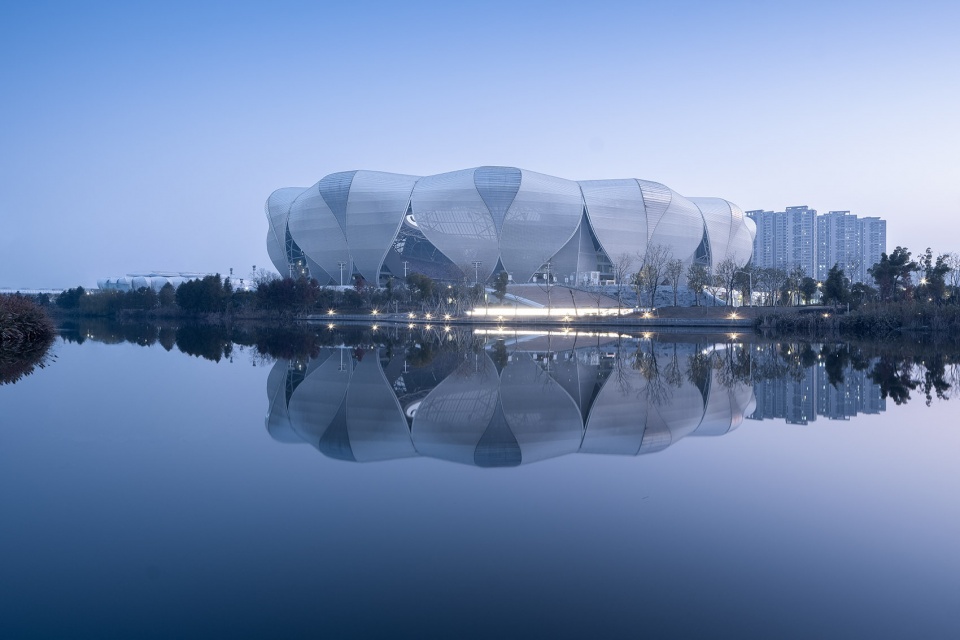 Hangzhou Olympic Sports Center by NBBJ