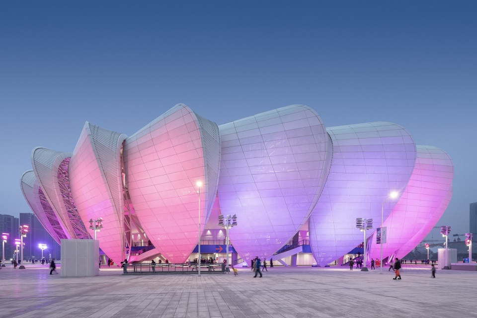 Hangzhou Olympic Sports Center by NBBJ