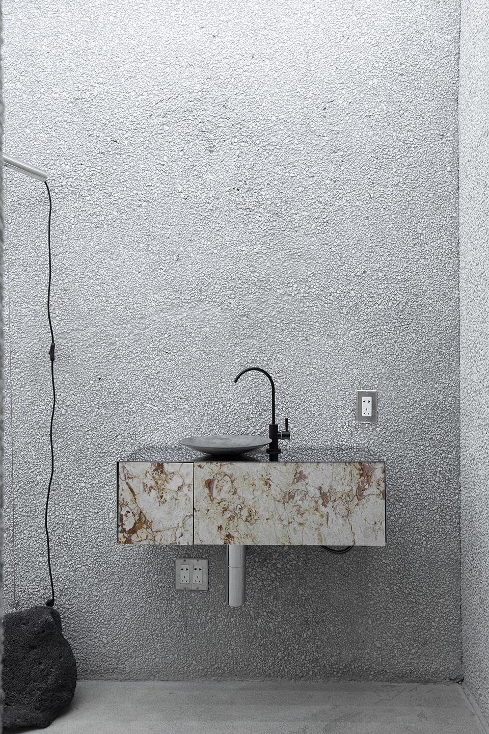 R SOCIETY 0321studio