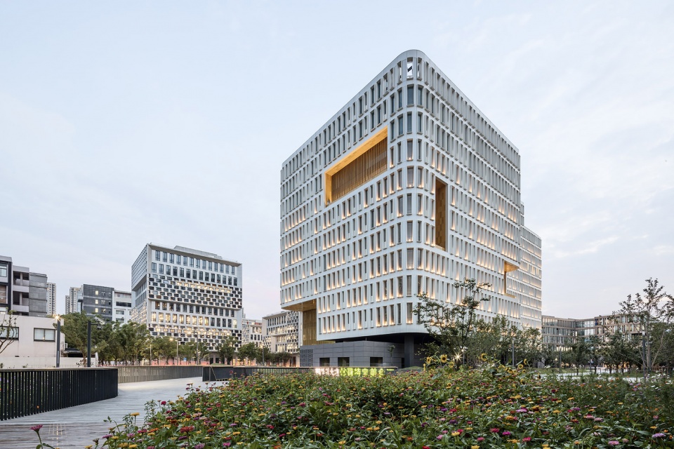 huaxin tiandi campus Ferrier Marchetti Studio