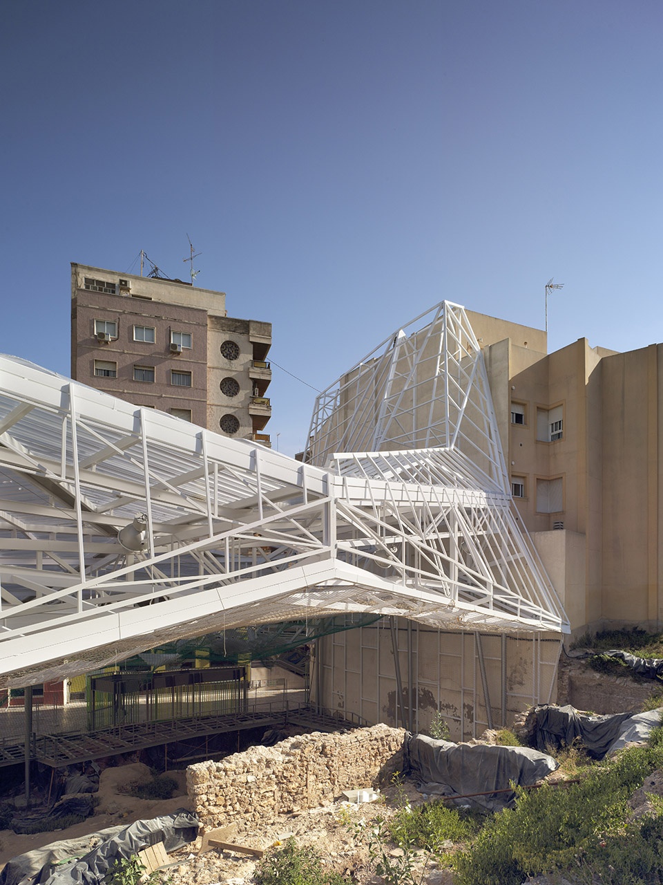 Deck over a roman site in Cartagena Spain by Amann Canovas Maruri