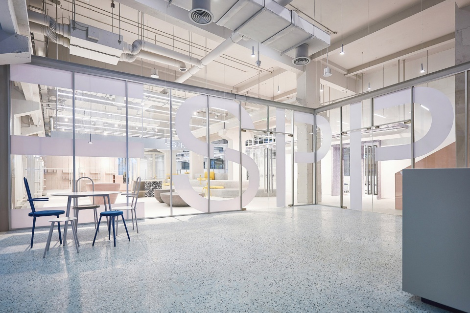 Esprit Shanghai Office by SKYnoa