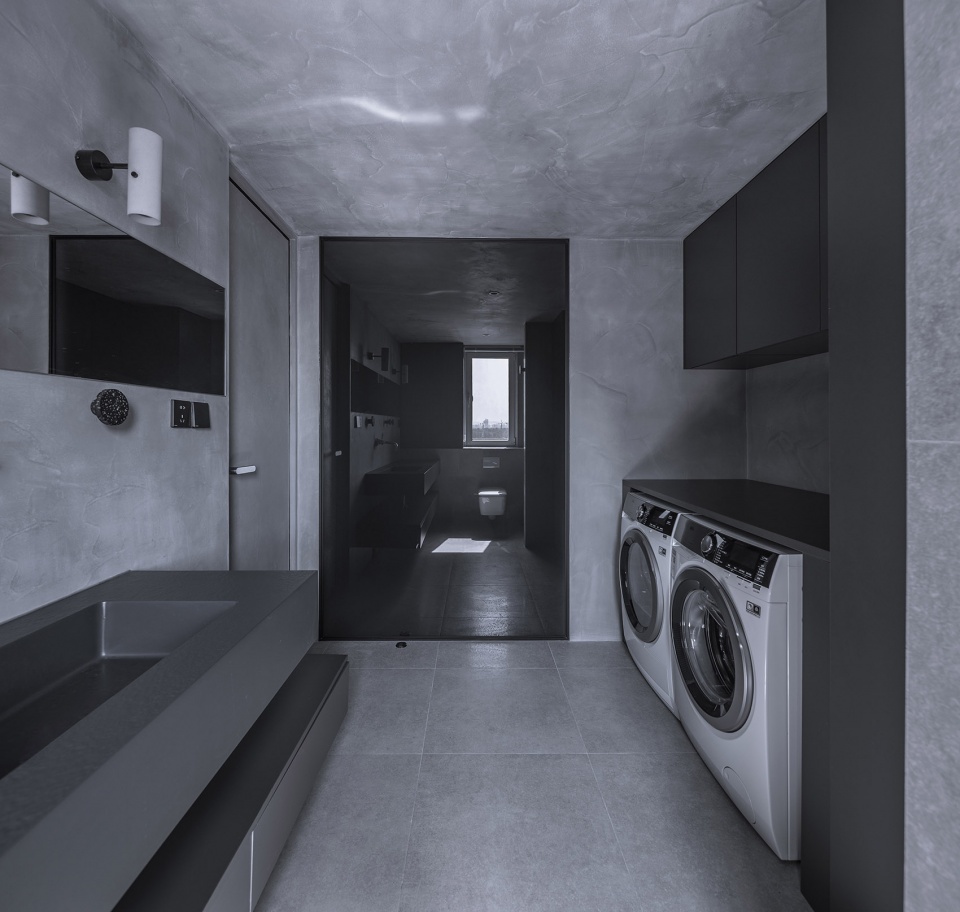 The Space of Switch Luo Xiuda