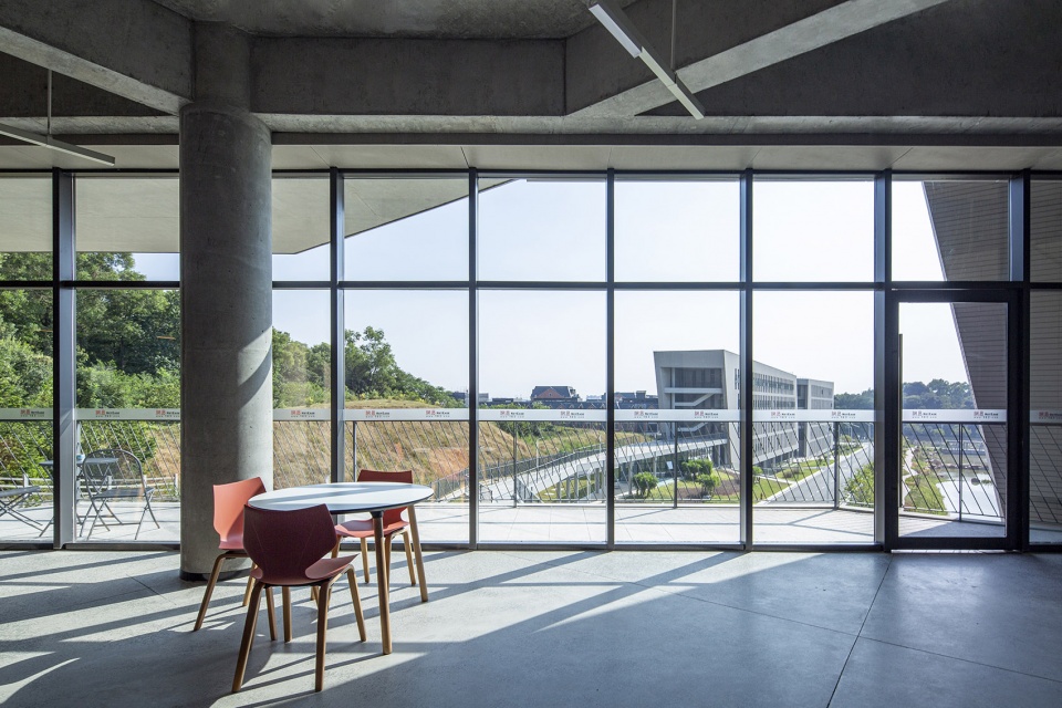 NetEase Guangzhou Headquarters Atelier Y