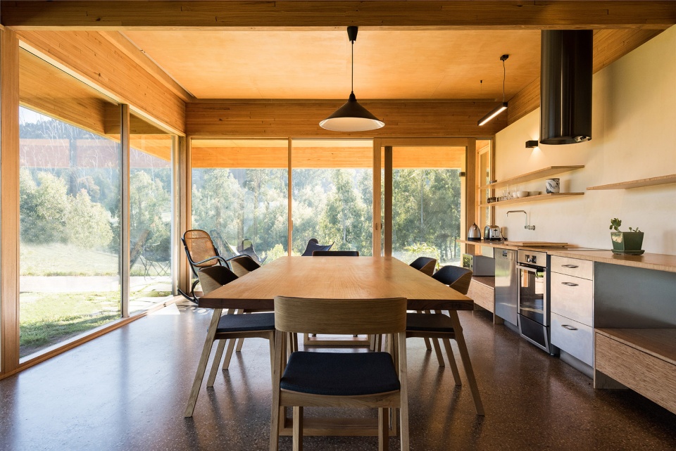 Buxton Rise House Melbourne by Format Architects