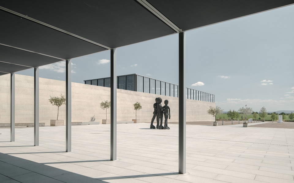 the carmen wurth forum by david chipperfield architects