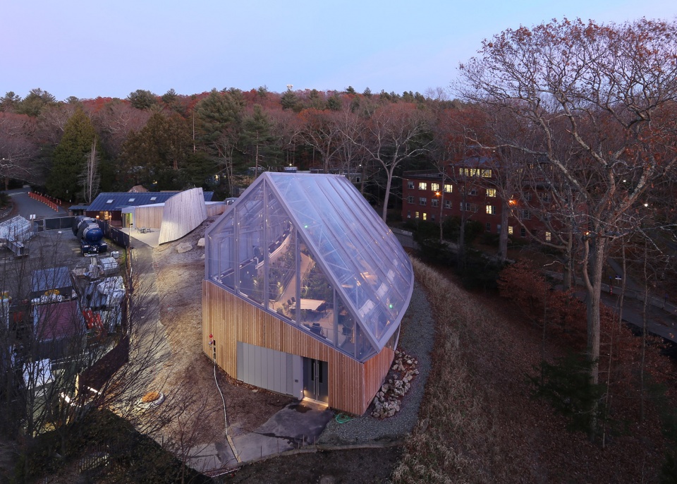 wellesley global flora conservatory by kennedy violich architecture