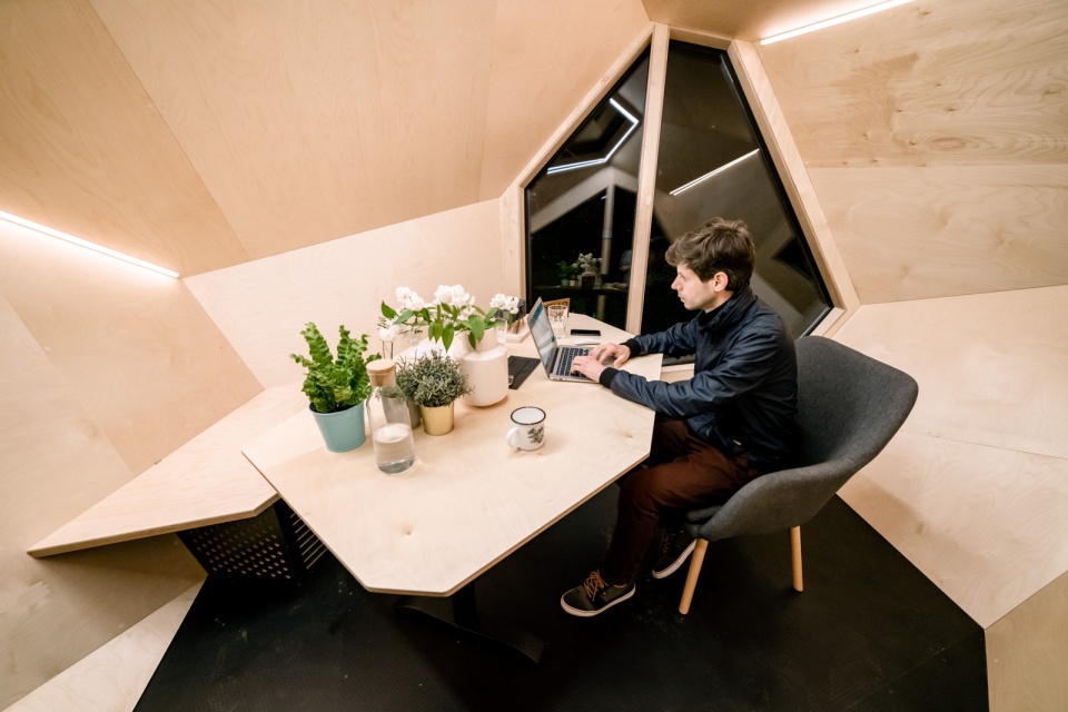 Home office workstation Hungary by Hello Wood