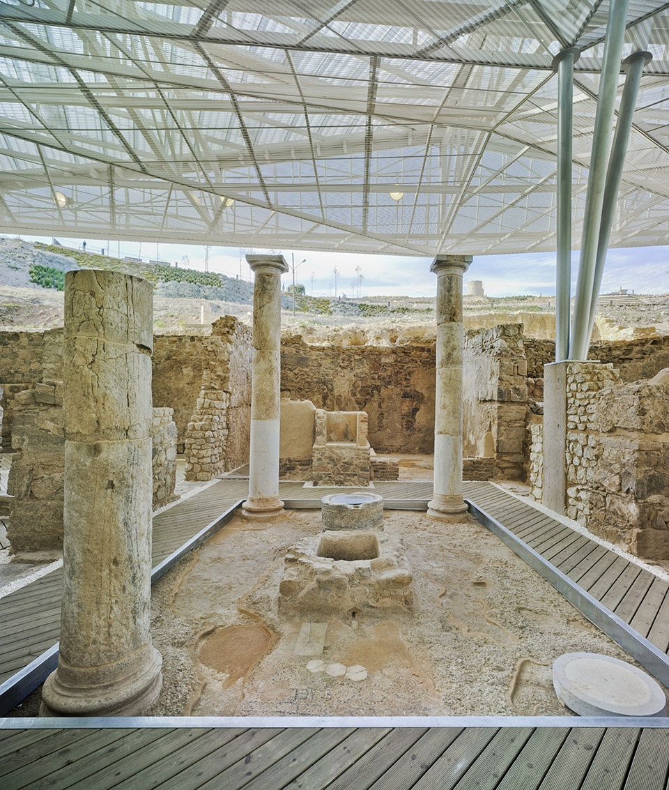 Deck over a roman site in Cartagena Spain by Amann Canovas Maruri