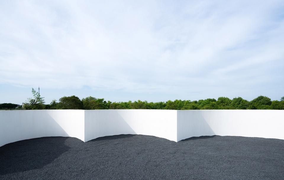 l house china by ams